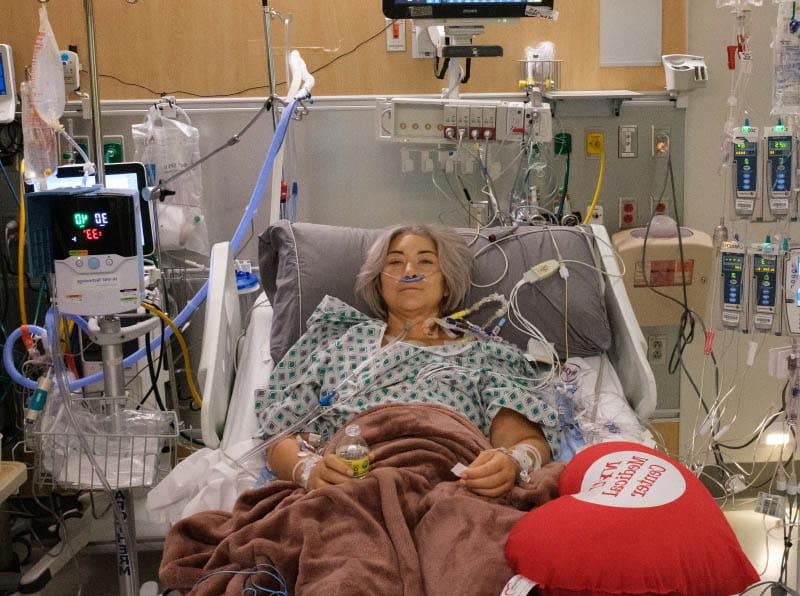 艾莉森·康克林在医院接受心脏移植手术. (图片由Alison Conklin提供)
